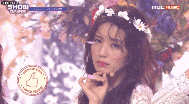 【都有弹幕歌词】 恩伊被称赞像 kei/lovelyz,奉仙也被归为woollim相
