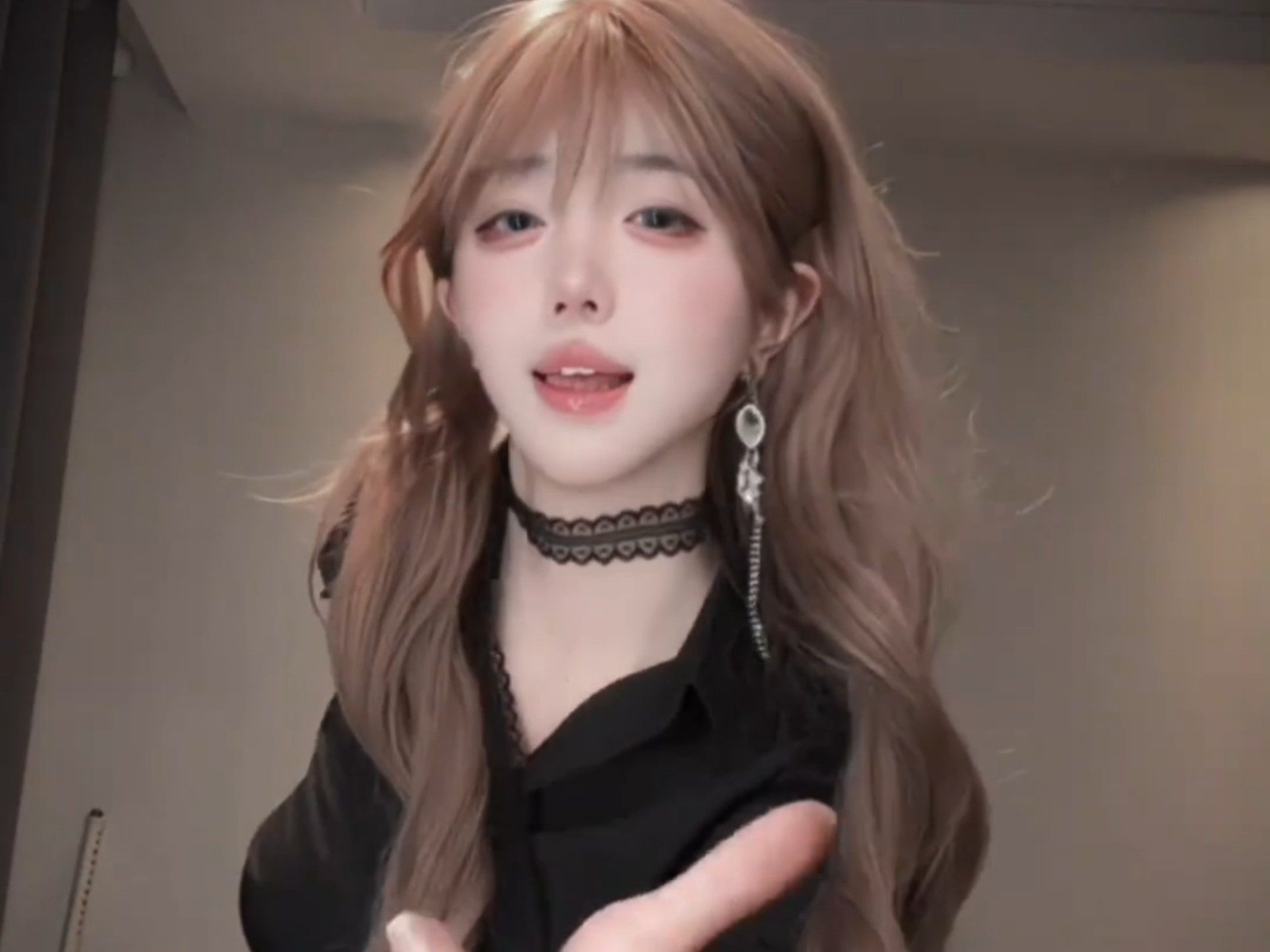 You said you liked the sea, but I thought you meant my bangs. #Slow rock #Lotus