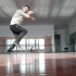 【街舞Park】bboy阿金的舞蹈房热身训练，breaking心随舞动！