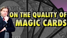 第一个包盒里开出来的闪卡和金卡,闪卡真的好美啊,回到了小时候疯狂吃干脆面集卡的时候一样