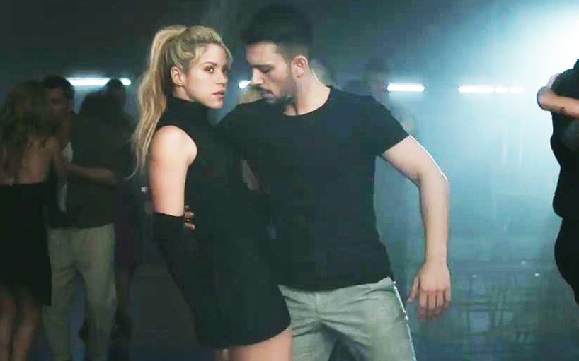 【首播】shakira联手prince royce新单《deja vu》官方mv