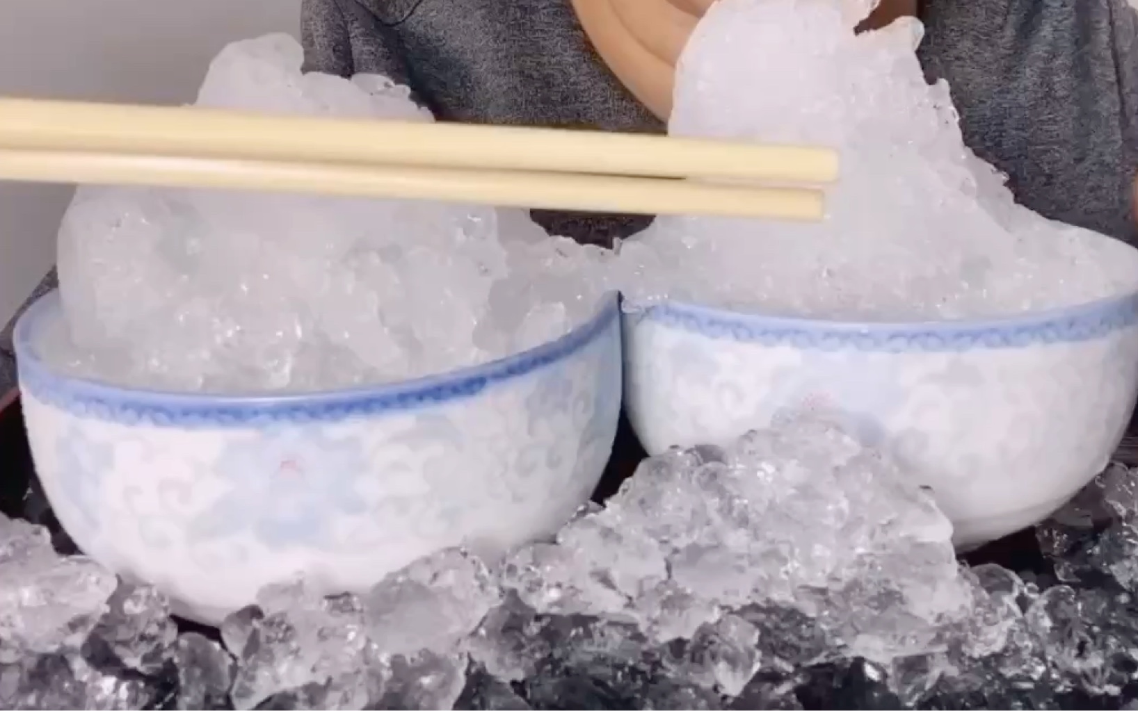 酥脆颗粒冰·雪花大米饭·纯冰碎碎·长视频·月岛雯