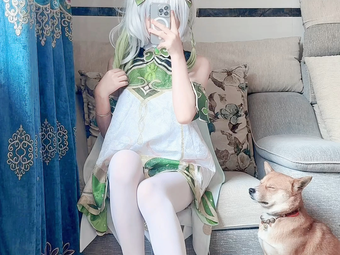 Either wear shoes or bare jio.