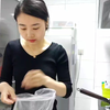 单亲妈妈带儿子生活，如果有钱还好，没钱就会吃很多苦，但是九年了我还没有被生活所打败，看看最初的视频，想想现在，坚持还是有收获，为了儿子我没有懦弱的资格