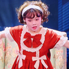 胡李璐表演真人版芭比娃娃，机械舞创意十足
