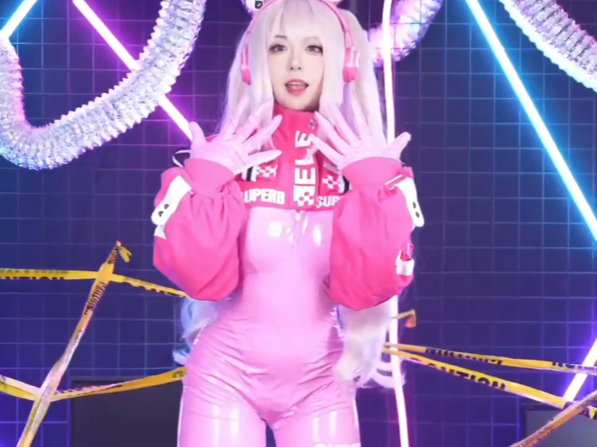 Serine/NIKKE Alice Cosplay/Pink Edition Arrives