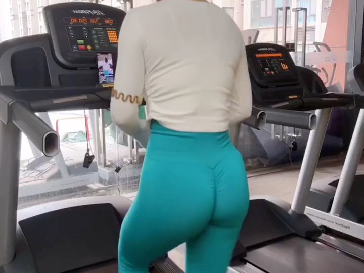 Gym cardio.