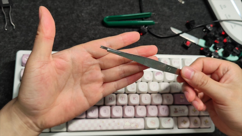 【经验分享】用这玩意拔轴，比大几十的拔轴器都好用。正经东西的不正经用法。