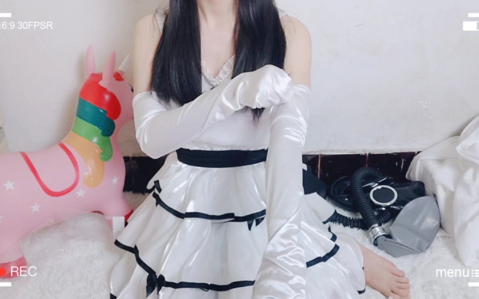[Satin Over-Elbow Gloves] Try On