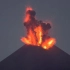 喀拉喀托火山夜间喷发实拍