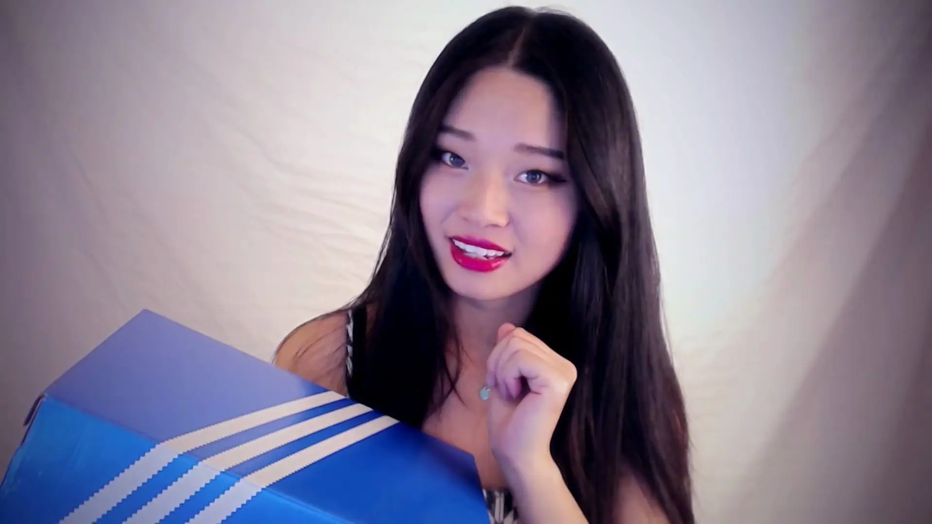 【tingting助眠】婷婷 和婷婷一起来看新鞋子吧~