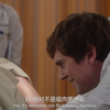 女医生检查女性私密部位，惹得病人惨叫，反倒是旁边男医生接手后