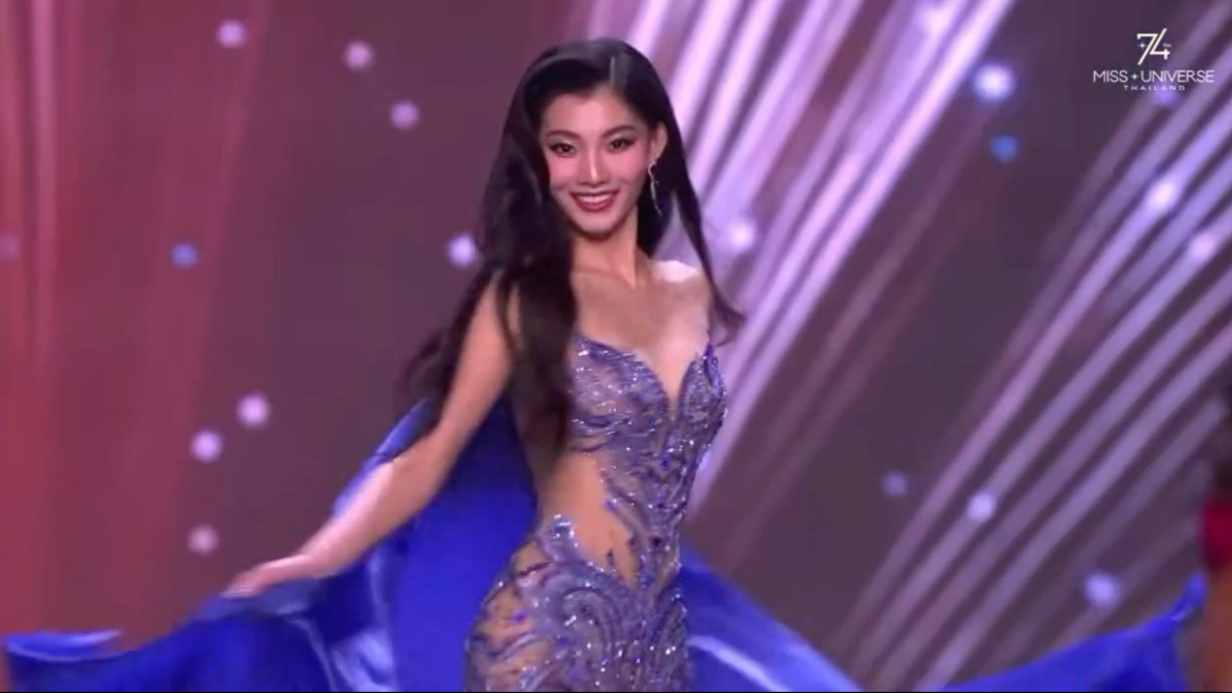 中国小姐赵娜预赛礼服💙
