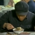 老影像：清晨的北京味道，拿着搪瓷缸排队买早点的温暖记忆（1984）