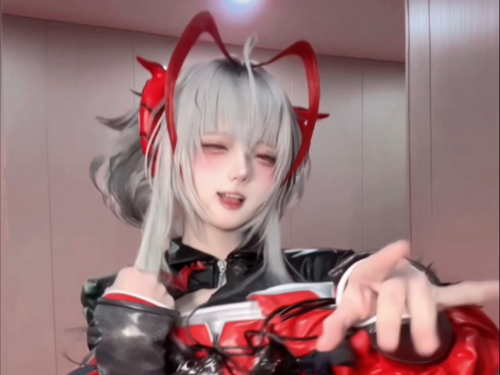 你掉一滴泪 我屠一座城（麦晓雯维什戴尔cos）