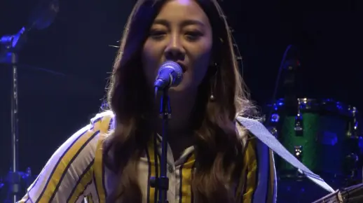 许明明 -《我在人民广场吃炸鸡》 (觅乐行动·荣耀制噪者校园音乐节杭州站)