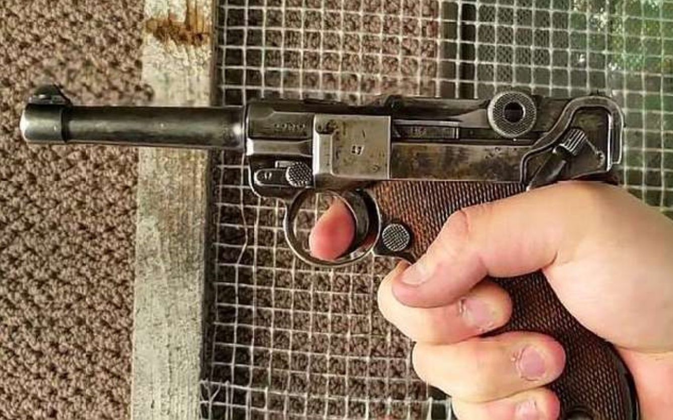 一战二战最具代表性的手枪：鲁格P08，靶场射击测试，老外很喜欢