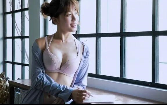 内衣广告时间