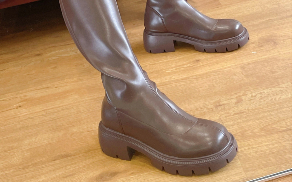 棕色长靴～