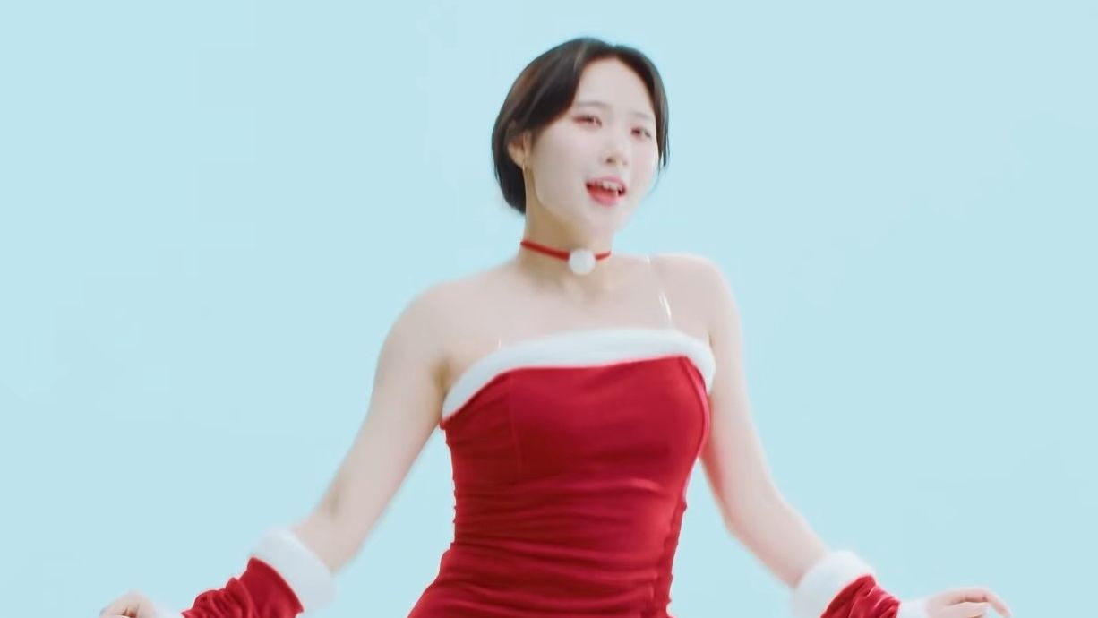 郑仁 Talk that Talk 23圣诞服