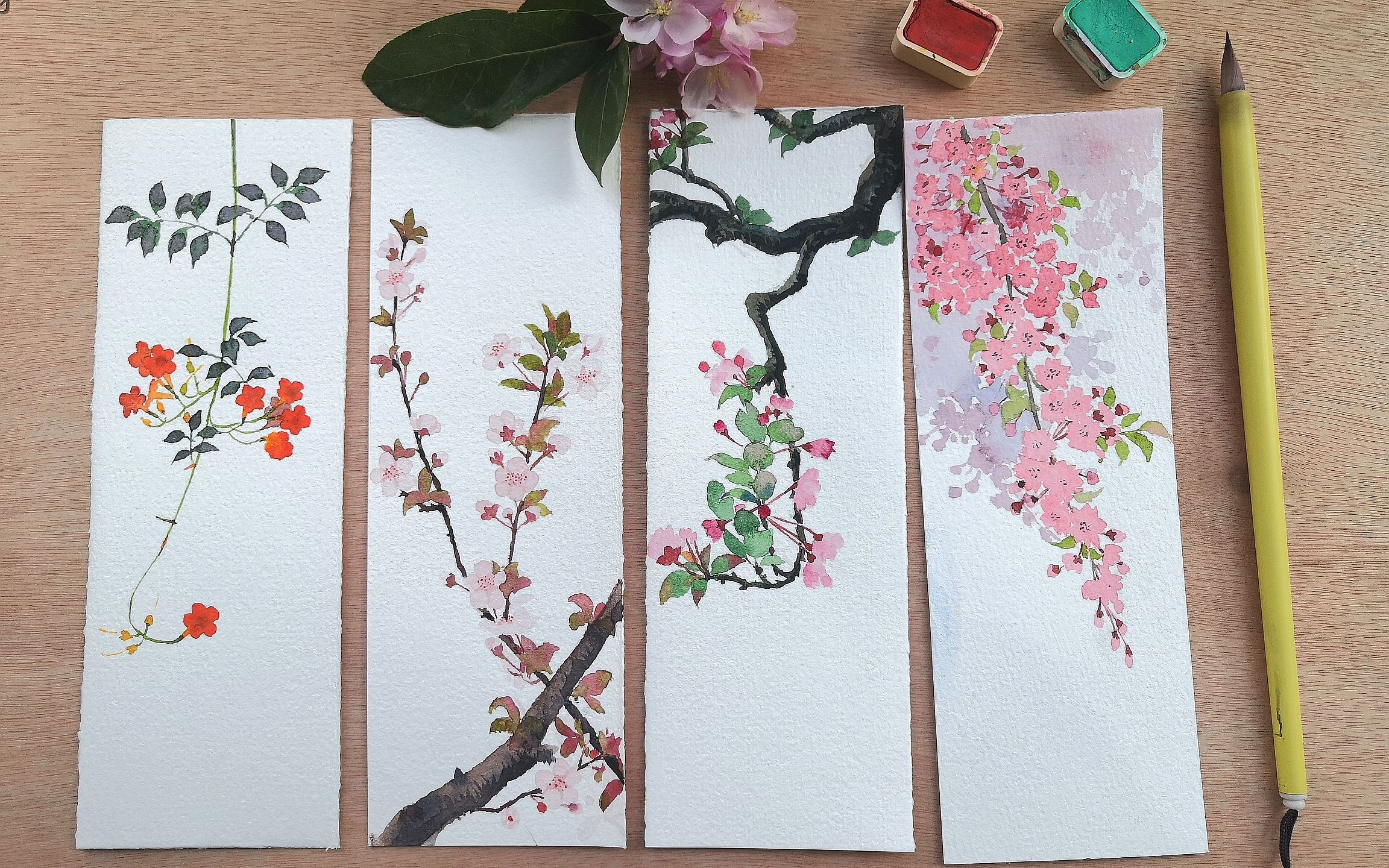 【水彩】教你画简单的水彩花卉书签
