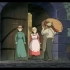 一人分配两角-英文版《哈尔的移动城堡》索菲和莱蒂姐妹俩