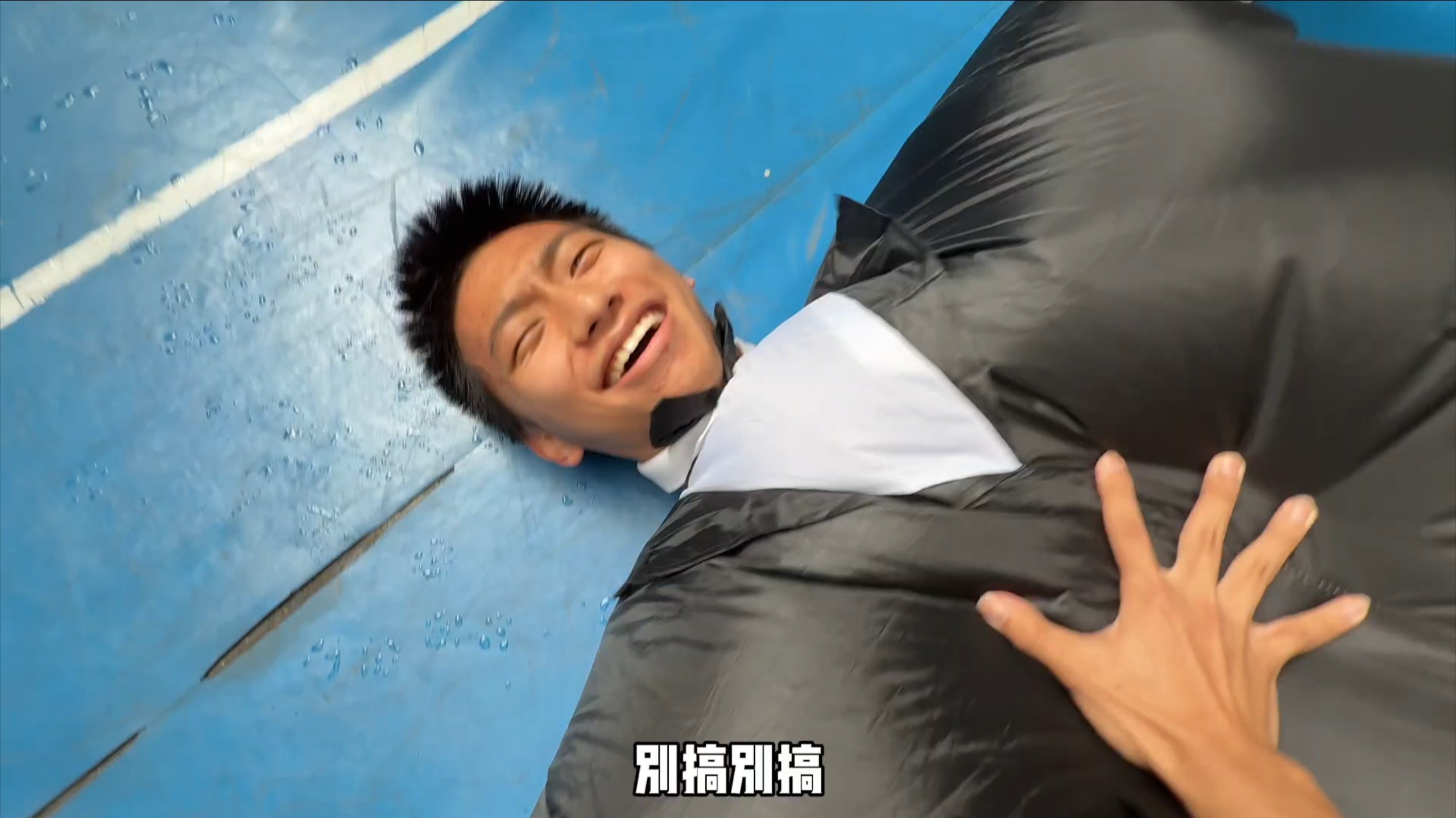 请叫我北岸花园消音器