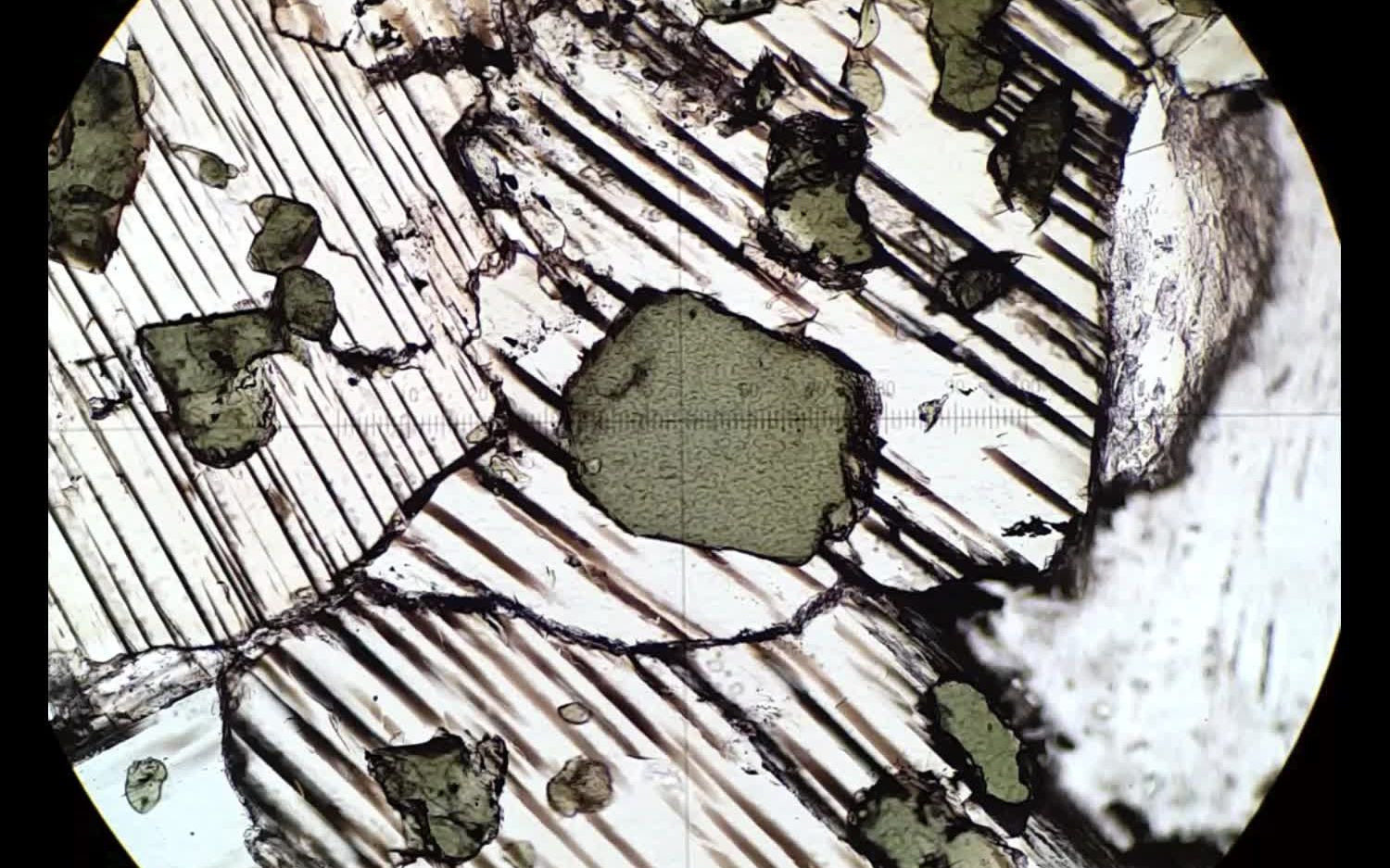 Optical Mineralogy Spinel Tutorial_哔哩哔哩_bilibili