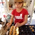 【日本街头美食】大阪女孩经营的“章鱼烧流动餐车”的工作流程