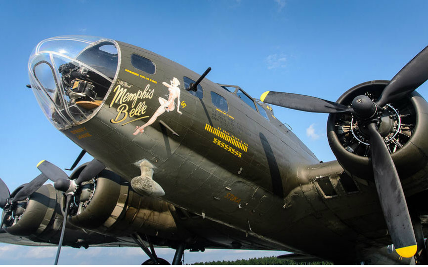 b-17空中堡垒轰炸机飞行实录: 驾驶舱视角, 自卫机枪位视角和atc通话
