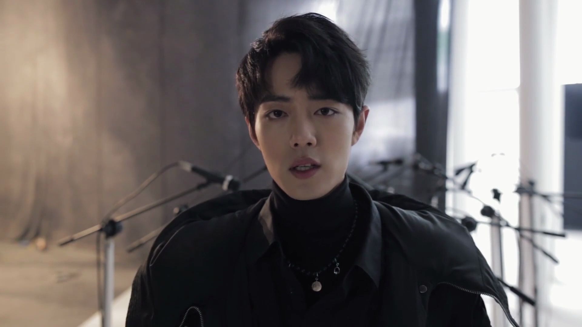 【肖战/cut】x玖少年团《永不下线的,才算爱吗》mv 拍摄花絮 肖战cut