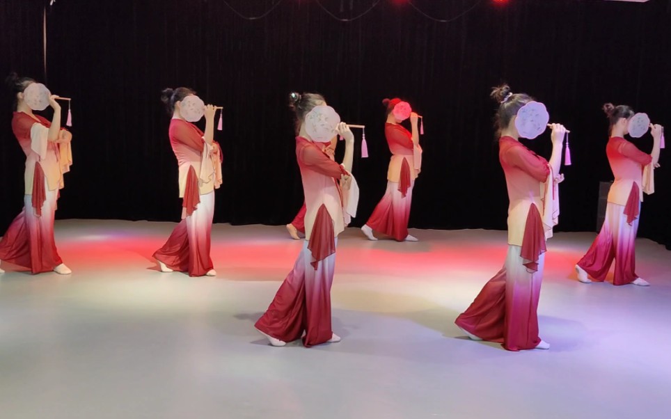来自中国舞11级班的古风舞蹈《三拜红尘凉》完整版