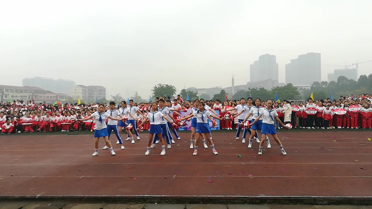 大竹中学初2016级2班2017年运动会开幕式表演