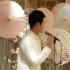 张哲瀚去参加婚礼还特地学了一句日语，讲完旁边还有粉丝小声欢呼他的名字