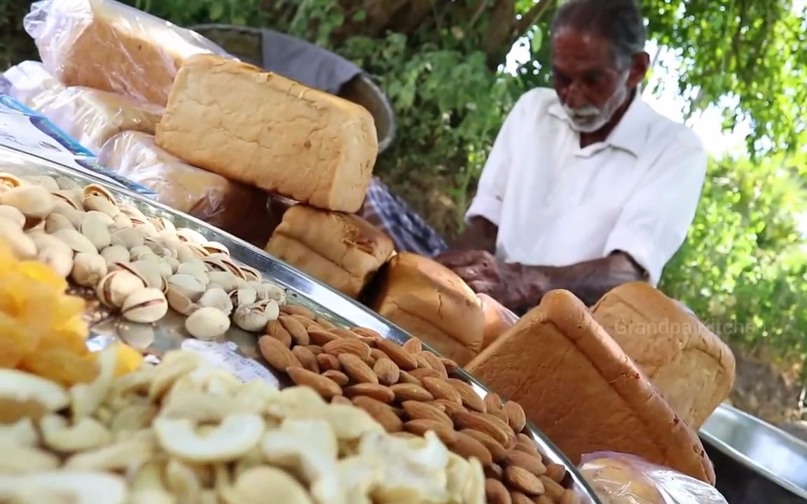 【印度村庄】印度老爷爷做传统甜点给需要的人们吃(老爷爷的微笑我来