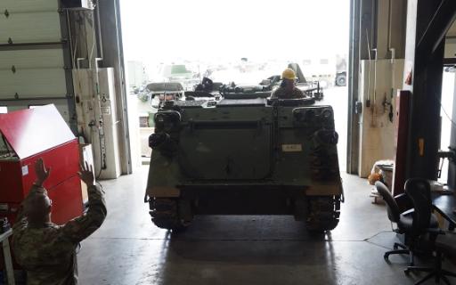 美利坚可批发铝皮小棺材——M113装甲车