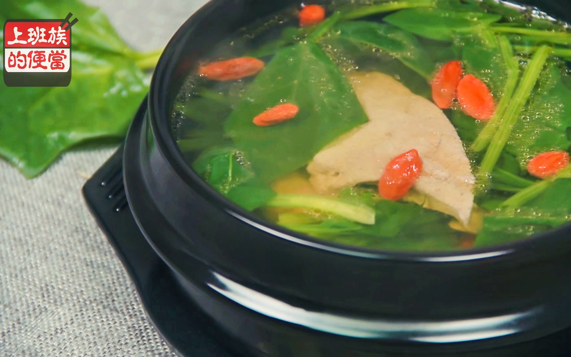 煲汤料 排骨汤美食汤水摄影|摄影|产品摄影|艺小峰 - 原创作品 - 站酷 (ZCOOL)