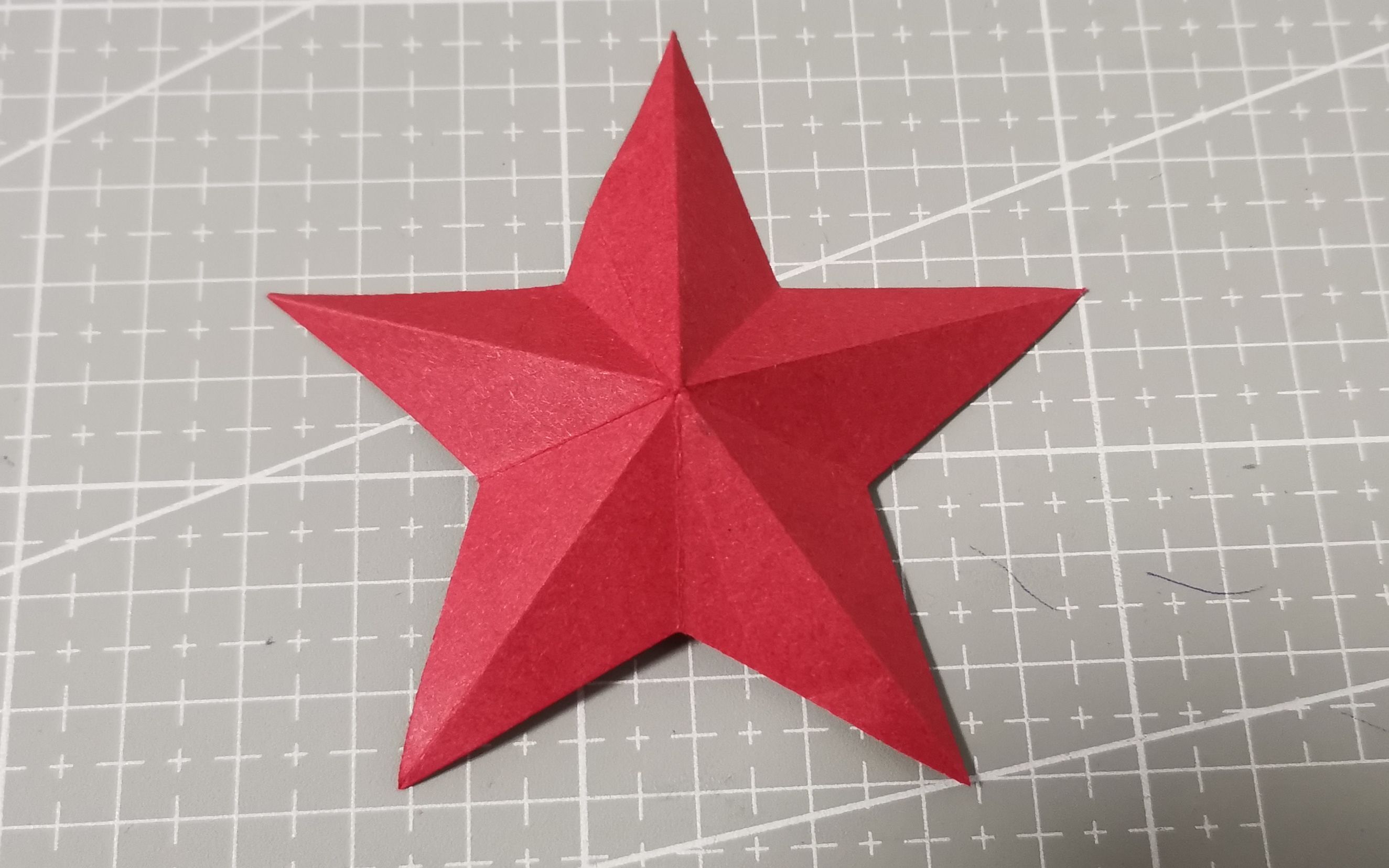 五角星的折法剪纸[怎样用长条纸折五角星] - 唐山味儿