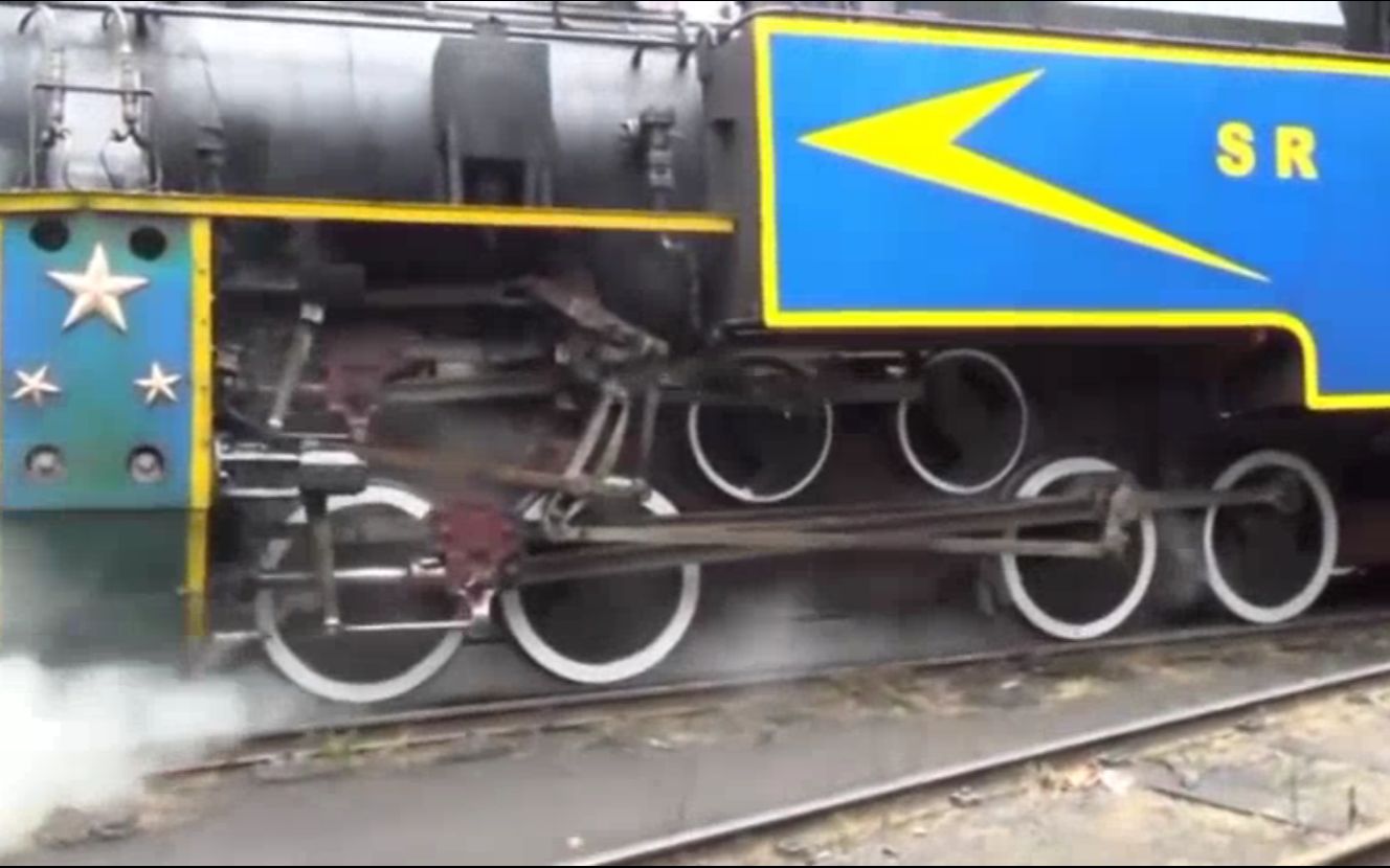一侧有两组轮的蒸汽机车—印度阿三Nilgiri东南铁路 X 型蒸汽机车