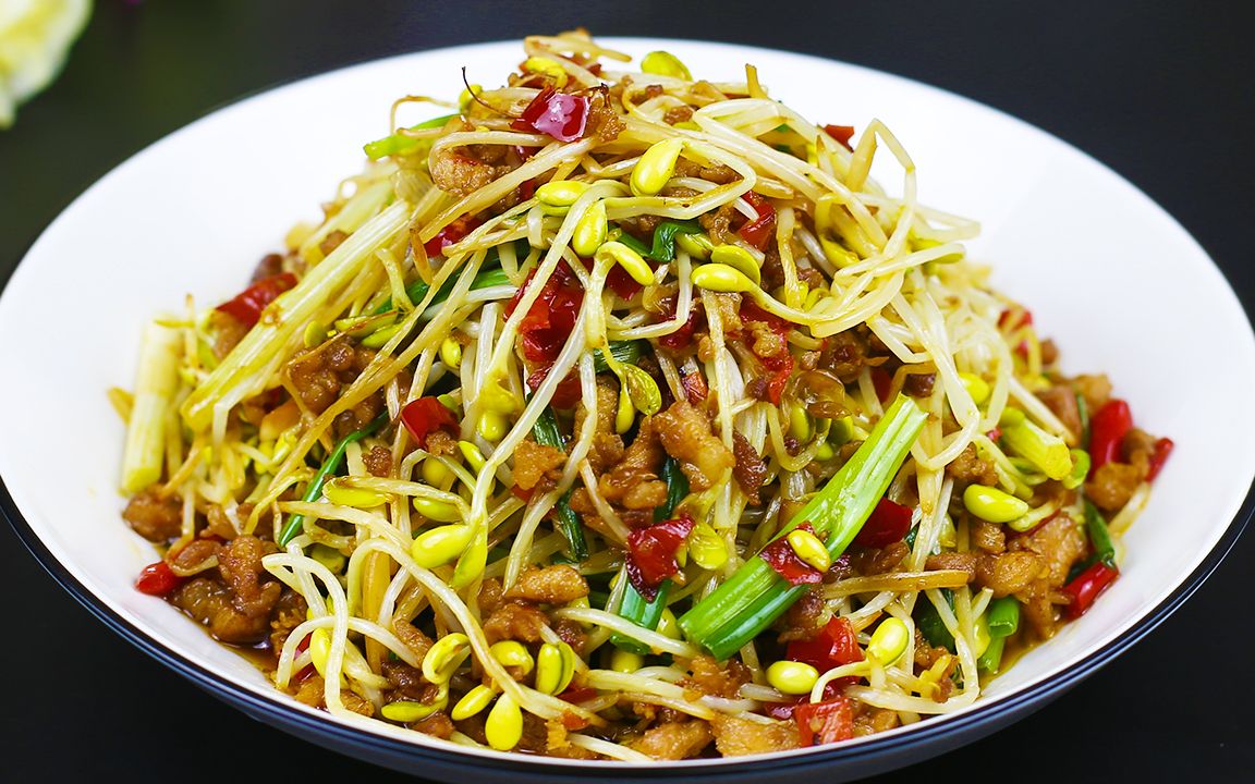黄豆芽这样炒太好吃了天天吃都不腻一次炒一大盘比吃肉还香