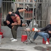 顾客是上帝那我送你上天堂了