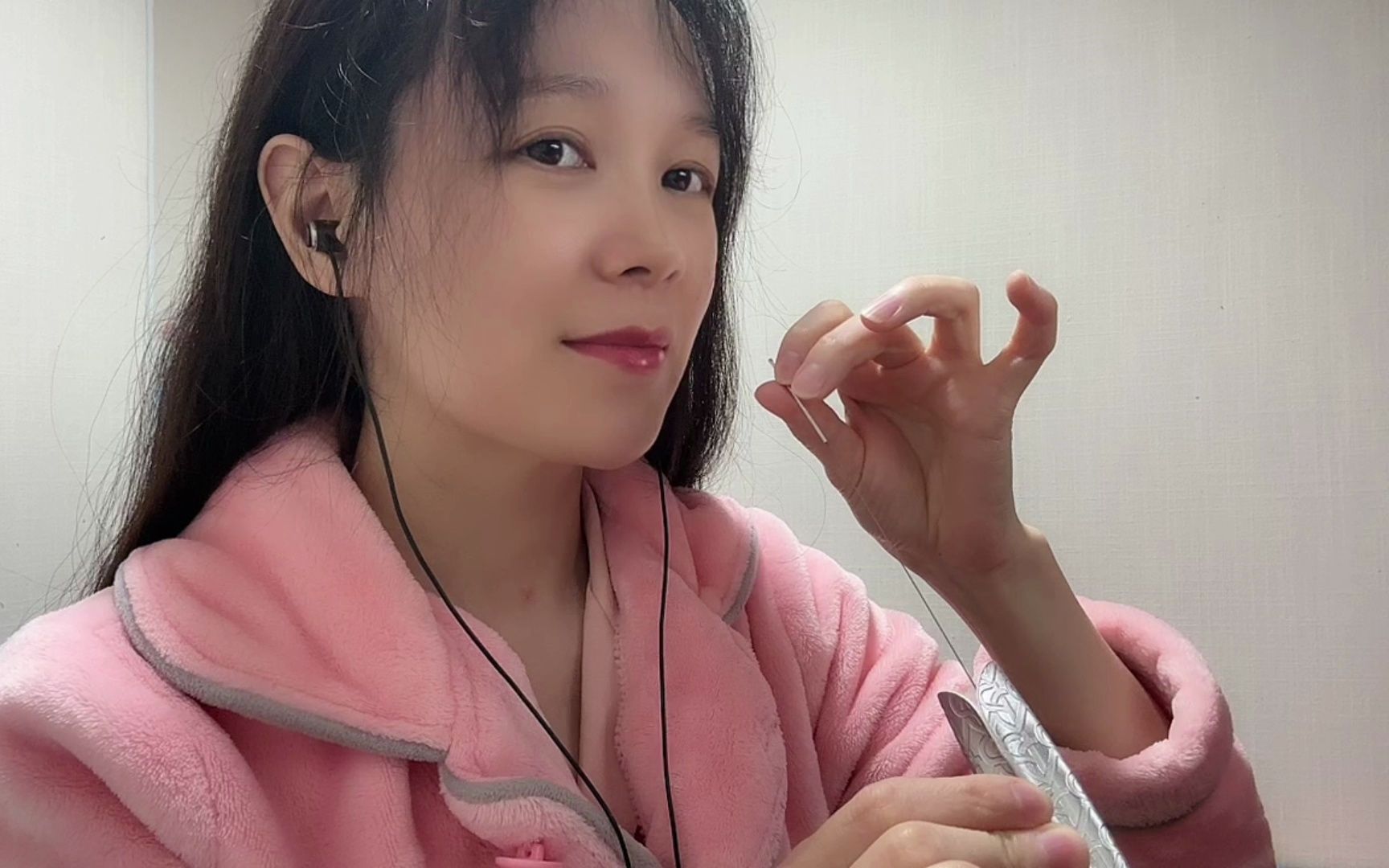模拟掏耳朵的声音-声控助眠一菲-声控助眠一菲-哔哩哔哩视频