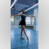 芭蕾女孩优雅起舞