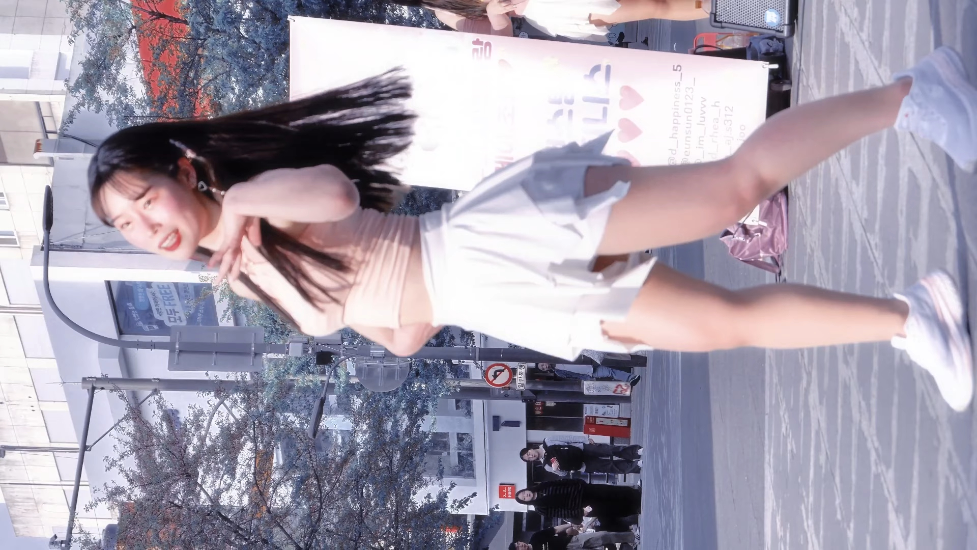 【韩舞】舞蹈组Happiness Ruby Rubi Fancam直拍Swan SongLE SSERAFIM@240414新村明星广场
