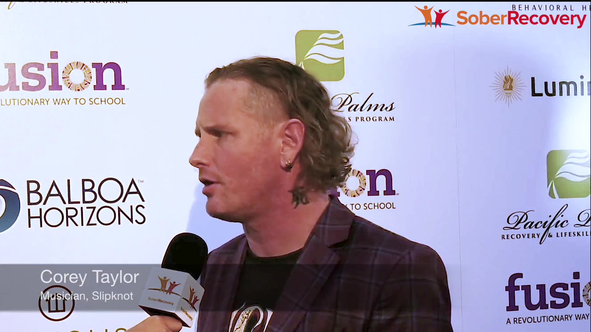 【corey taylor】addresses the stigma of sobriety in the rock