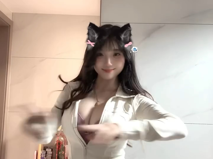 扭进你心里吖～