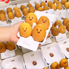 带了些甜品回学校看学弟学妹们啦！和大家在一起仿佛回到了大学时光