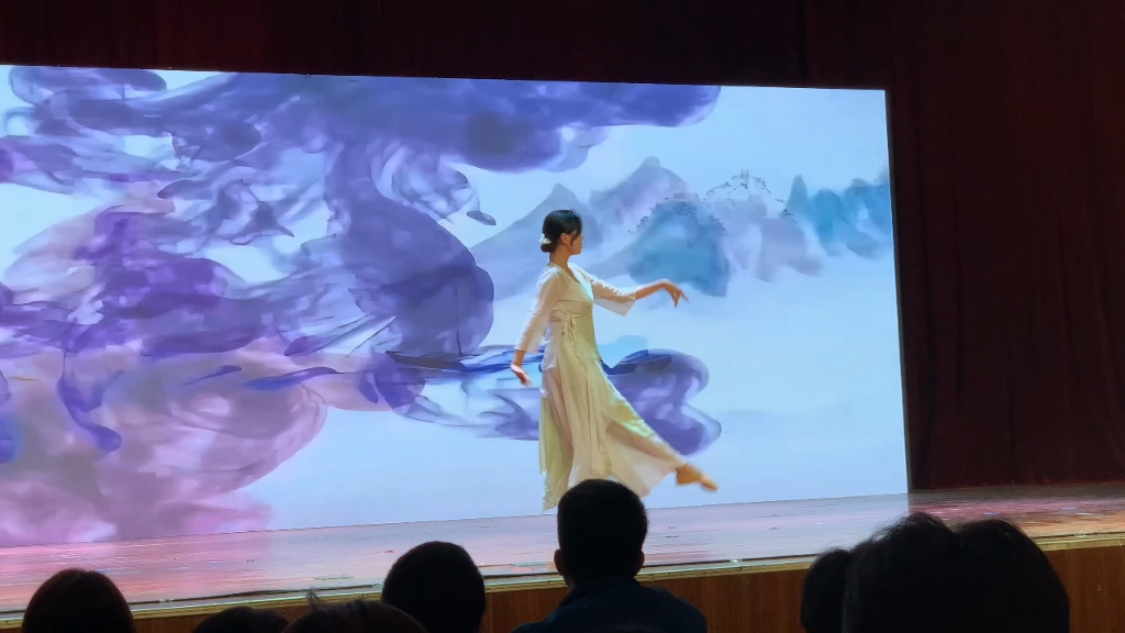 天津科技大学舞林争霸古典舞《入画江南》