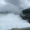 九孔全开！新安江水库泄洪画面壮观