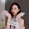 妹子大胆试穿白色珠光丝袜，超薄又有质感，穿上后也很隐形哦